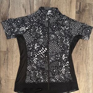 Lululemon road bike jersey